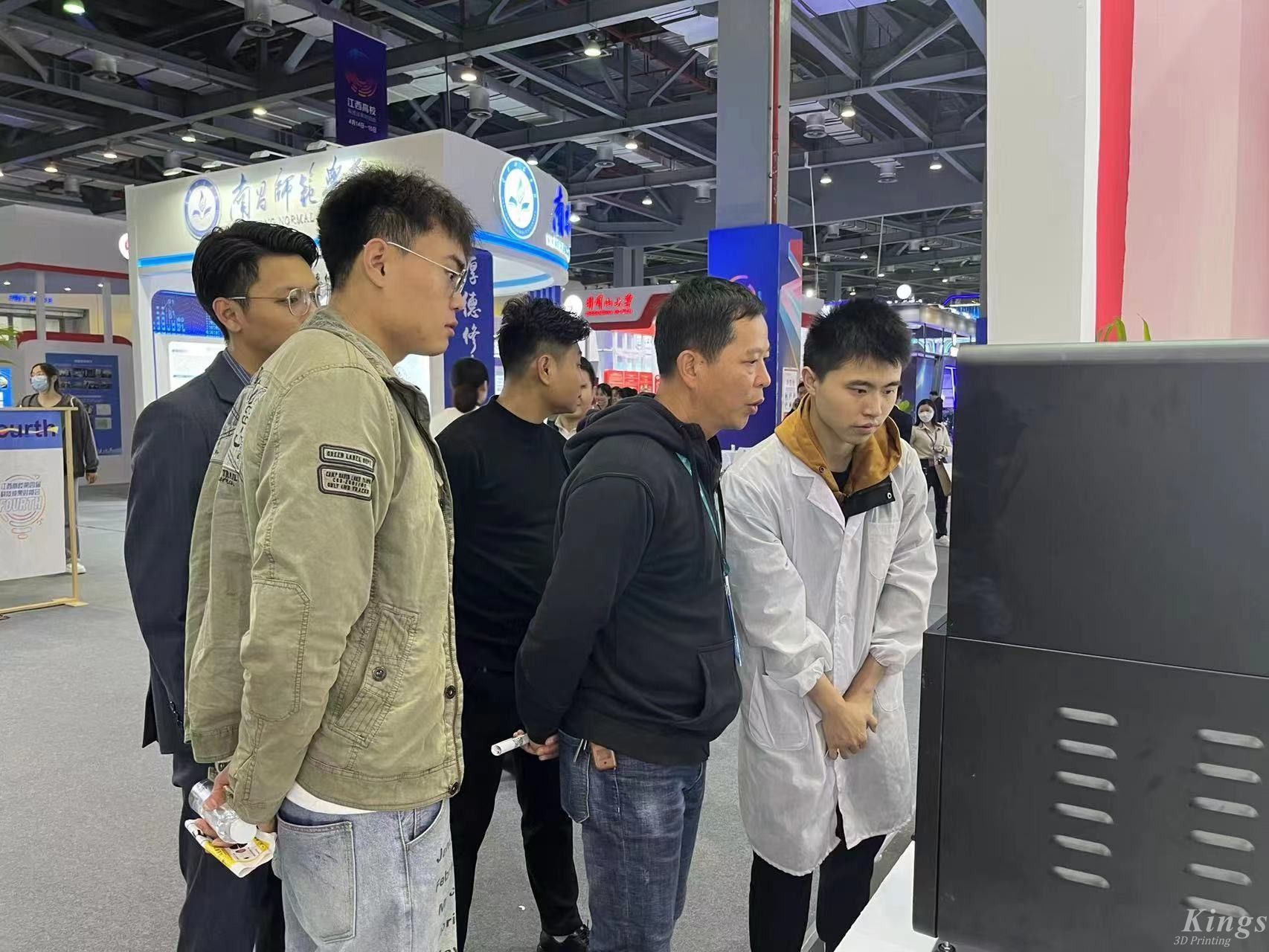 金石三維陶瓷3D打印解決方案亮相第四屆江西高校科技成果對接會